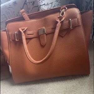 Cognac purse